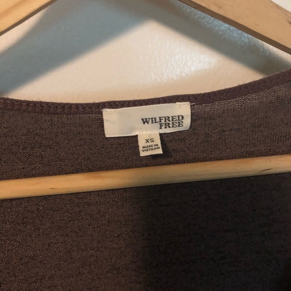 Wilfred free Aritzia v-neck dress, xsmall, pockets - Picture 2 of 4